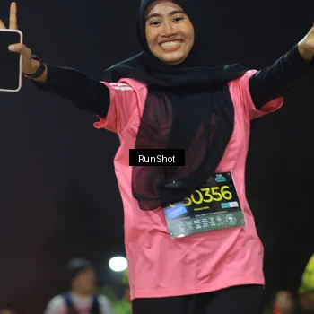 Runner Photo 6956210