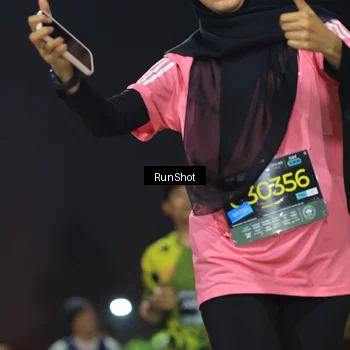 Runner Photo 6956214