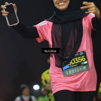 Runner Photo 6956216