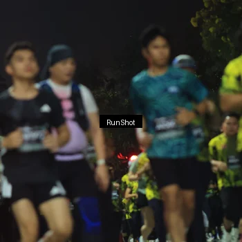 Runner Photo 6956238