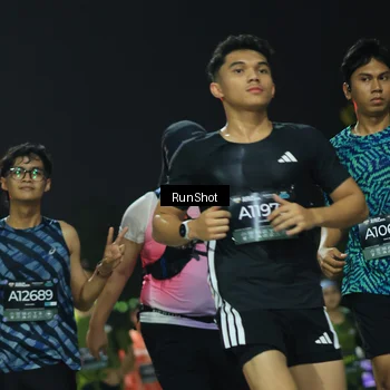Runner Photo 6956242