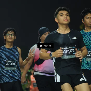 Runner Photo 6956243