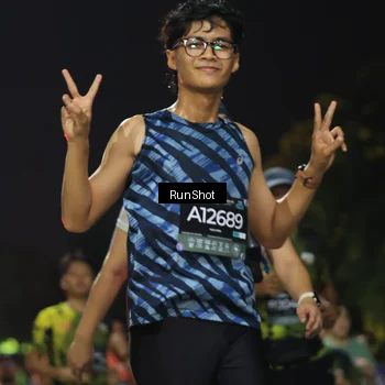 Runner Photo 6956247