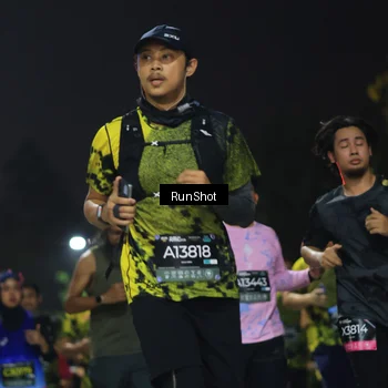 Runner Photo 6956272