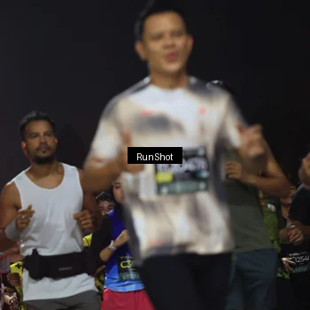 Runner Photo 6956277