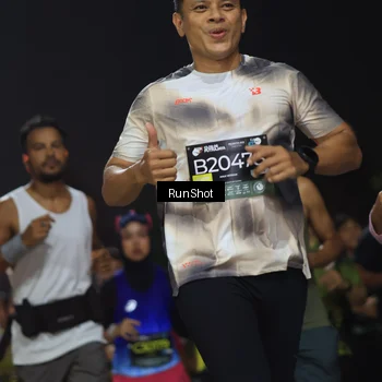Runner Photo 6956280