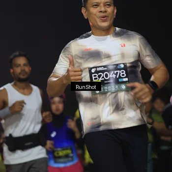 Runner Photo 6956281