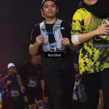 Runner Photo 6956313