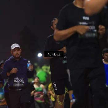 Runner Photo 6956332