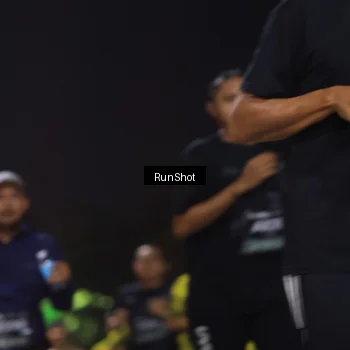 Runner Photo 6956342