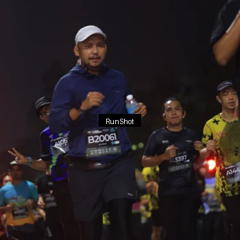 Runner Photo 6956344