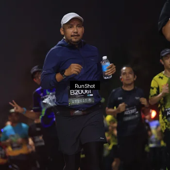 Runner Photo 6956345