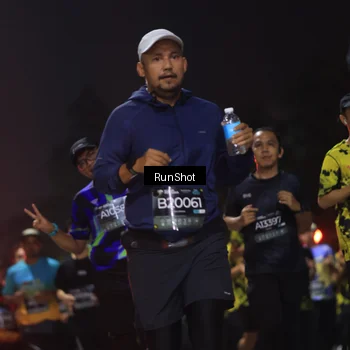 Runner Photo 6956351