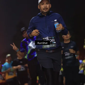 Runner Photo 6956354
