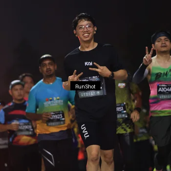 Runner Photo 6956387