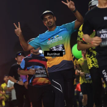 Runner Photo 6956391