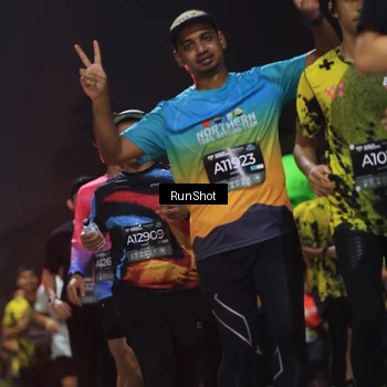 Runner Photo 6956398