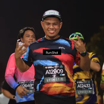 Runner Photo 6956412
