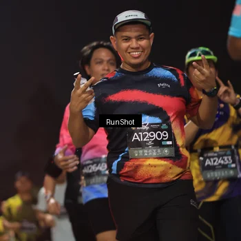 Runner Photo 6956413