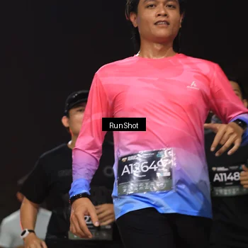 Runner Photo 6956422