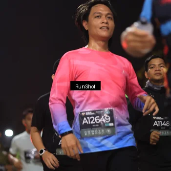 Runner Photo 6956426
