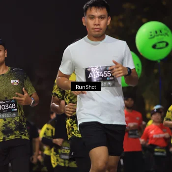 Runner Photo 6956435