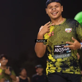 Runner Photo 6956452