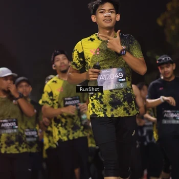 Runner Photo 6956462