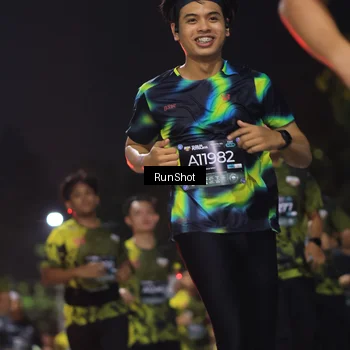 Runner Photo 6956548