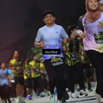Runner Photo 6956591