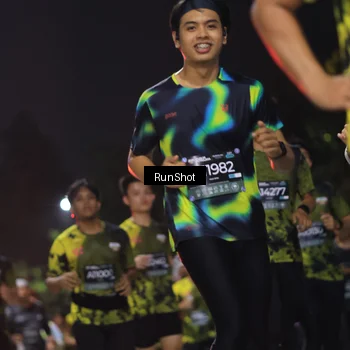 Runner Photo 6956592