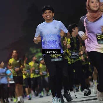 Runner Photo 6956593