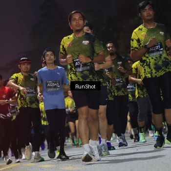 Runner Photo 6956627