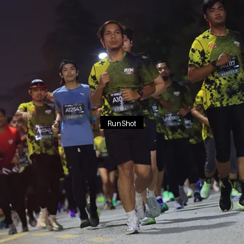 Runner Photo 6956629