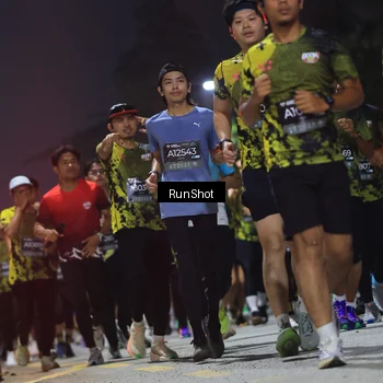 Runner Photo 6956642