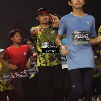 Runner Photo 6956665