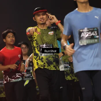 Runner Photo 6956672