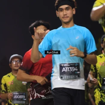 Runner Photo 6956691