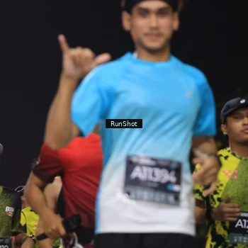 Runner Photo 6956694