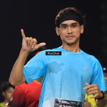 Runner Photo 6956700
