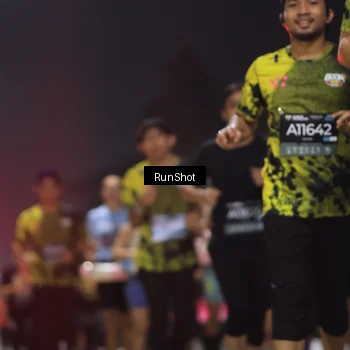 Runner Photo 6956707