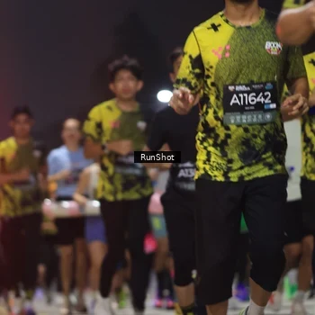 Runner Photo 6956711