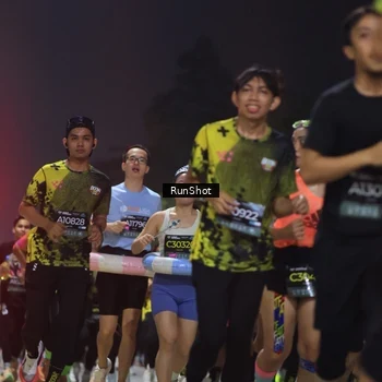 Runner Photo 6956742