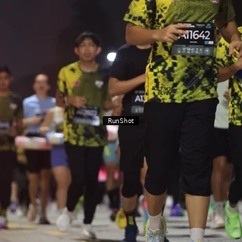 Runner Photo 6956744