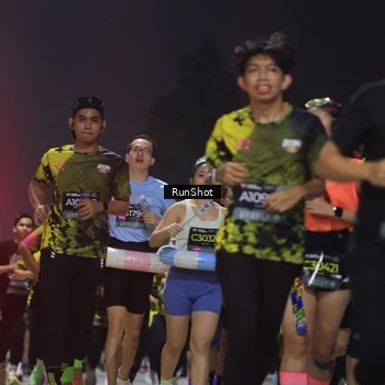 Runner Photo 6956747