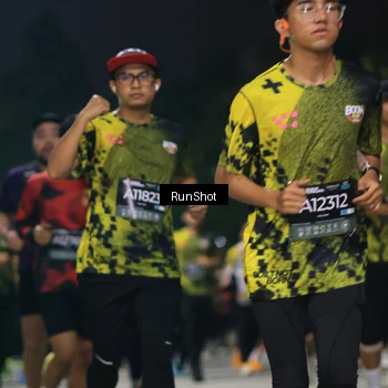 Runner Photo 6956812