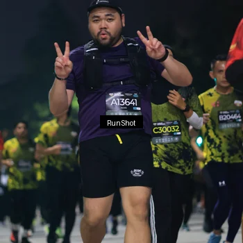 Runner Photo 6956823