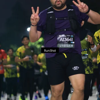 Runner Photo 6956849