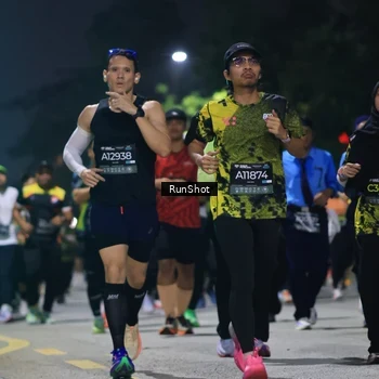 Runner Photo 6956893