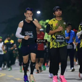 Runner Photo 6956907